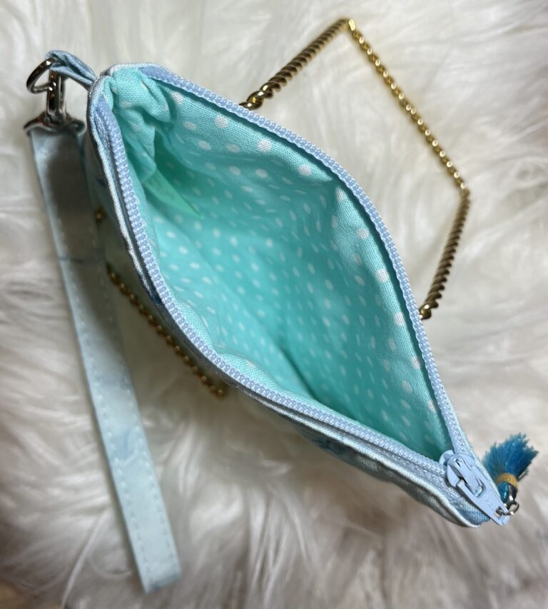 The Essential Ziplet ~ Wristlet! 6 IMG 6107
