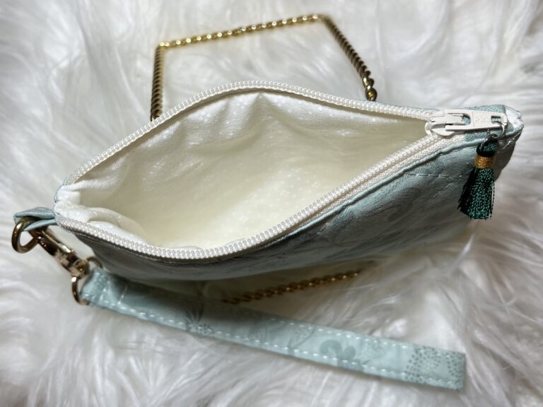 The Essential Ziplet ~ Wristlet! 4 IMG 6118
