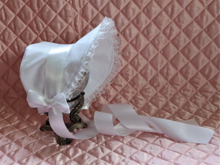 646092805 26457030027248050 1621176119342960215 n 1White Sun Bonnet