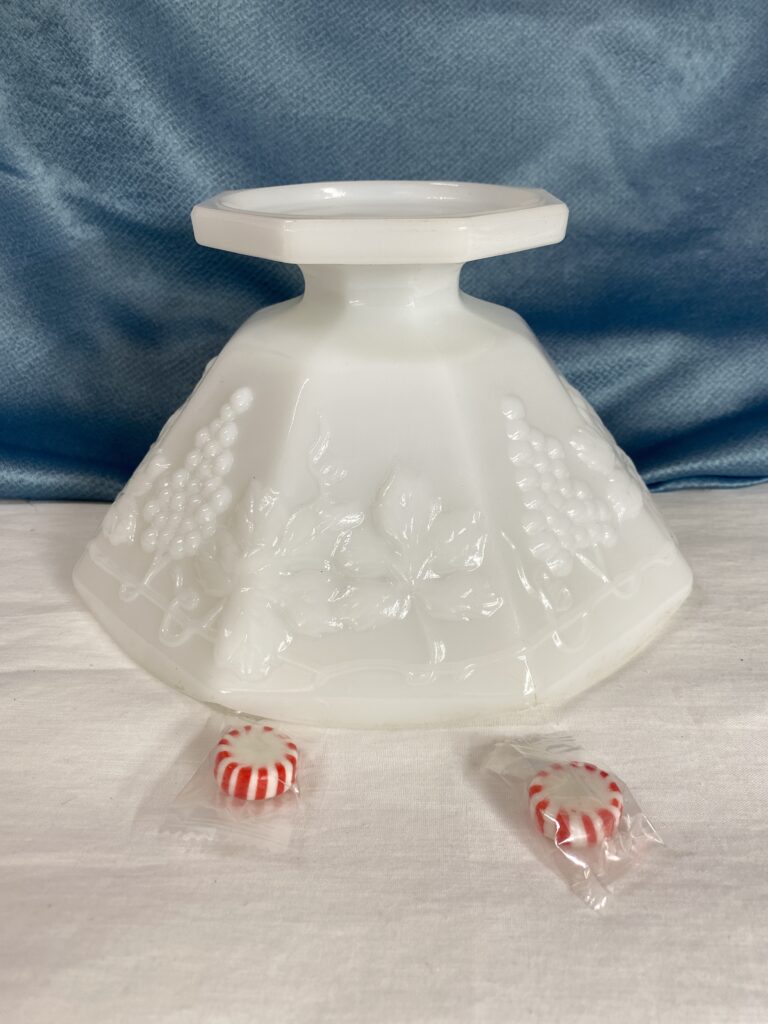 Vintage 8-Sided Grapes and Leaves Pedestal Compote Dish 4 IMG 8568