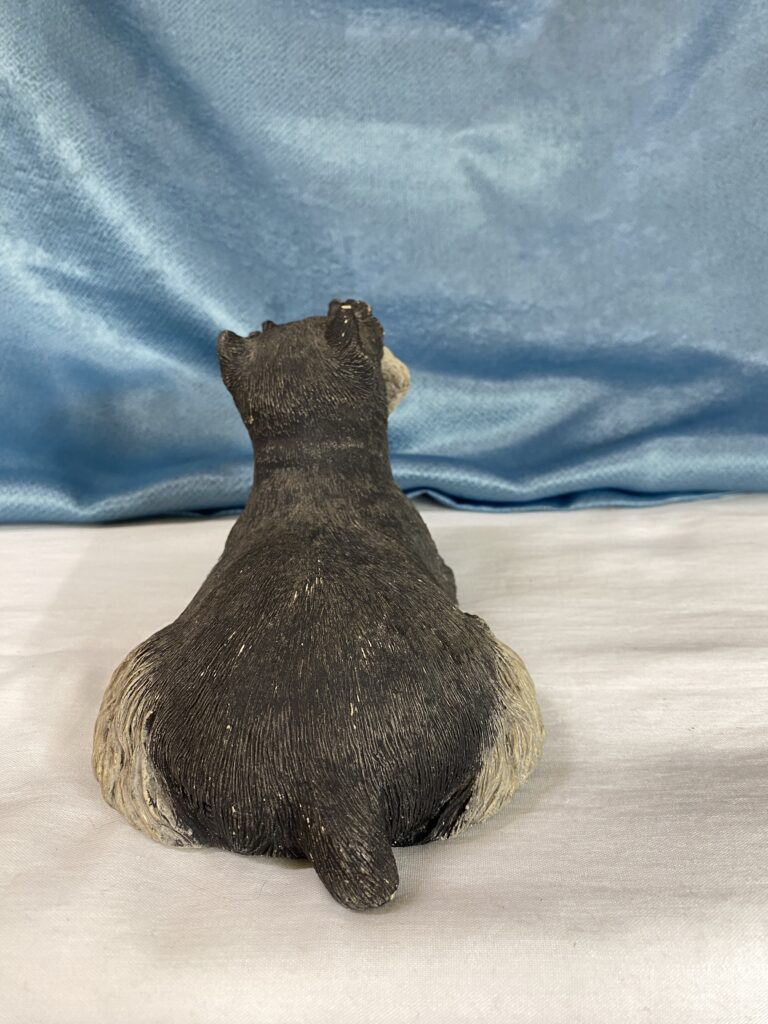 1981 Sandra Brue Sandicast Resin Schnauzer Dog Figurine 6 IMG 8577