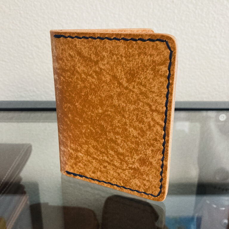 The Martin Slim Bifold – Hand-Stitched Golden Veg-Tan Leather 2 IMG 2173
