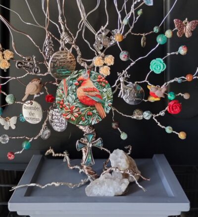 Customized Beaded Wire Tree