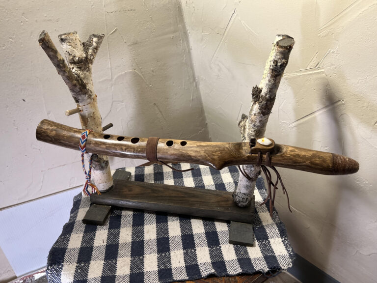 KEY of G# Maple wood Native American style branch flute 7 flute20e