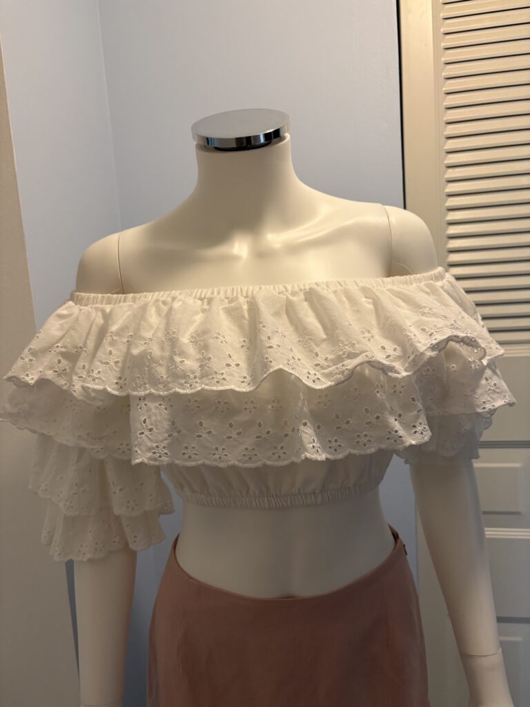 Eyelet off shoulder