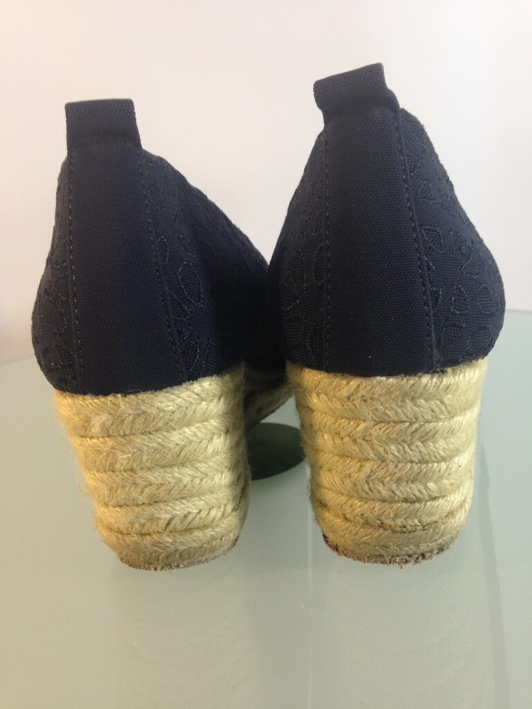 Vintage Liz Claiborne Navy Wedge Espadrille Shoes 3 Navy espadrilles back heel