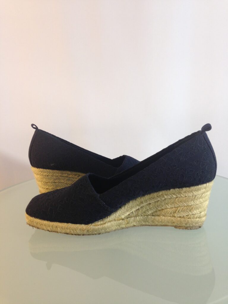 Vintage Liz Claiborne Navy Wedge Espadrille Shoes 5 Navy espadrille side both