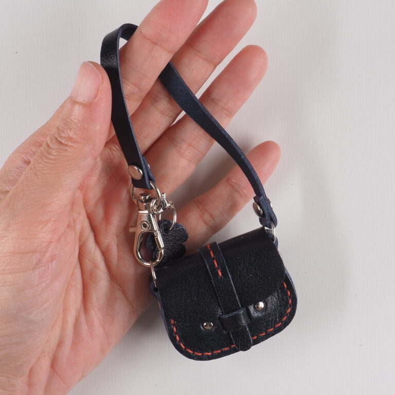 Mini Leather bag purse bag charm Tiny BJD Blythe size 07 007 1 mini bag07 007 5