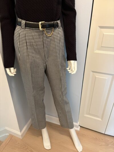 Houndstooth pants front