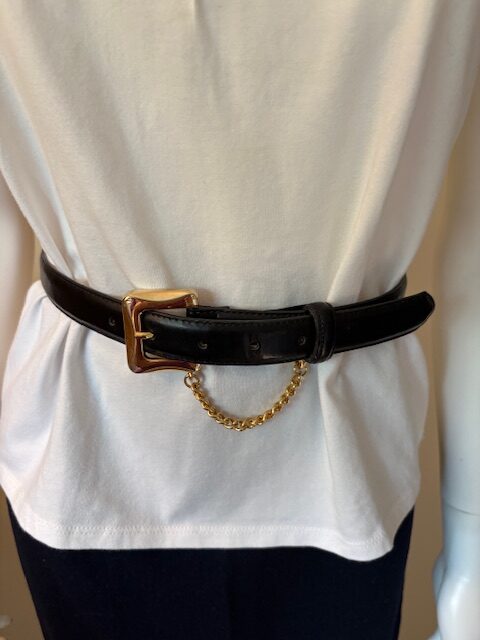 Vintage Black Leather Gold Tone Buckle Belt 1 Black Belt god buckle chain front