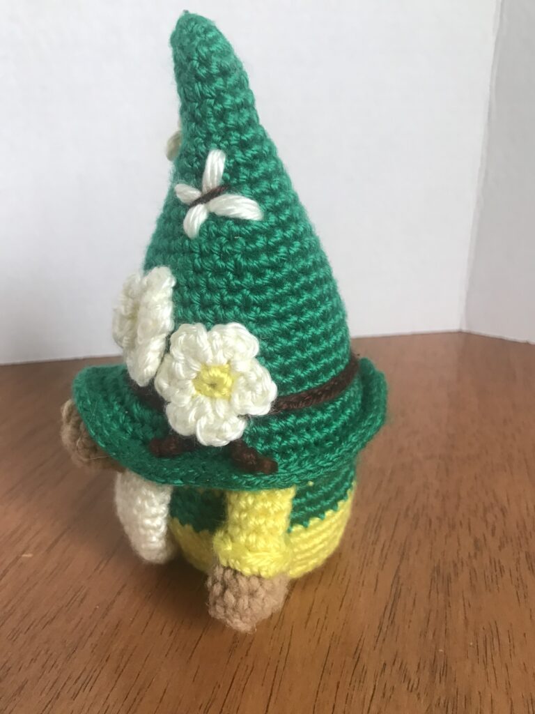 Enchanting 6 1/2-inch handcrafted gnome, decked out in the lively yellow and green of the Oregon State University Ducks 4 IMG 6068