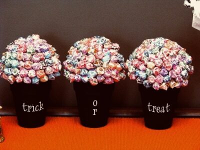 Halloween lollipop display
